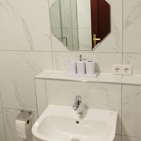 Kennedy Hotel 3*