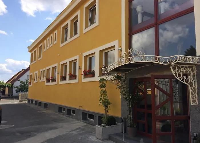 Hotell Kennedy 3*